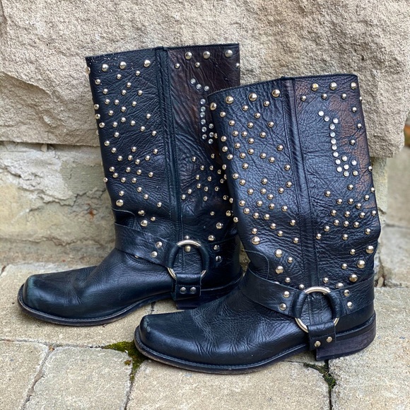 Dolce & Gabbana Boots - Picture 1 of 4